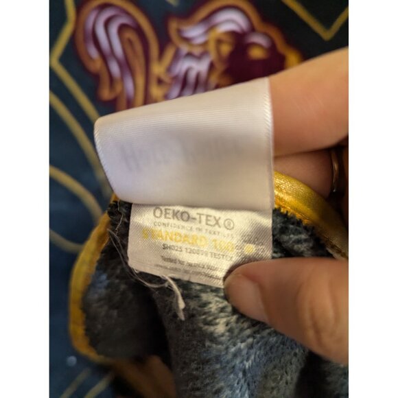 Harry Potter Hogwarts Crest Fleece Blanket 60" X 45" Wizarding World Oeko-Tex St - Picture 5 of 5